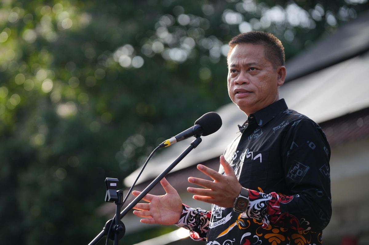 Pj Gubernur Tegaskan Gaji ASN Pemprov Sulsel Dibayarkan Tiap Tanggal 1