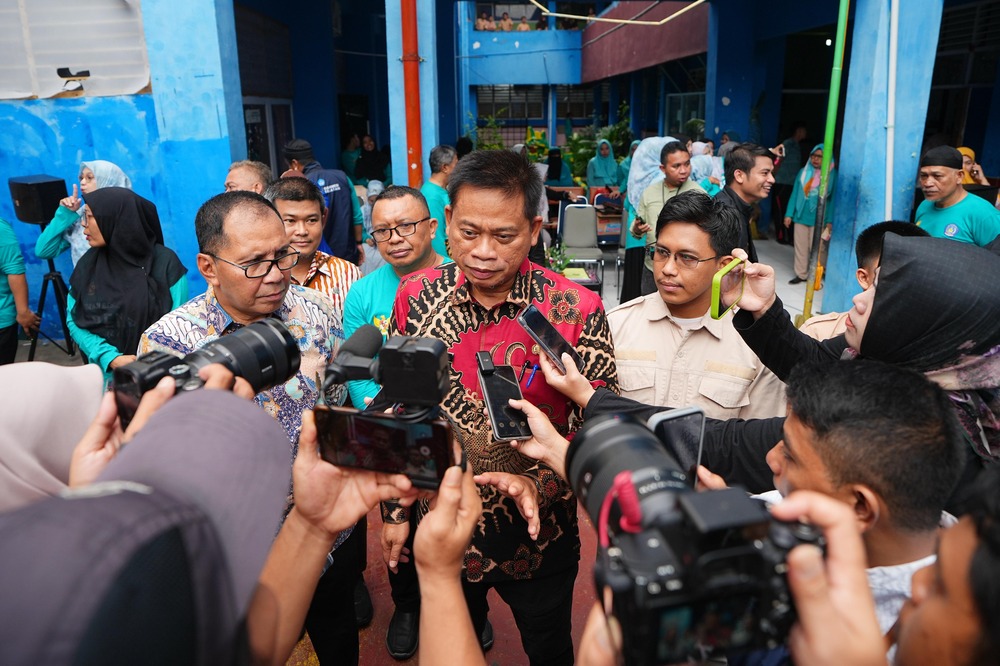 Prof Fadjry Arahkan Bupati/Walikota di Sulsel Segera Jalankan Program MBG dan PKG