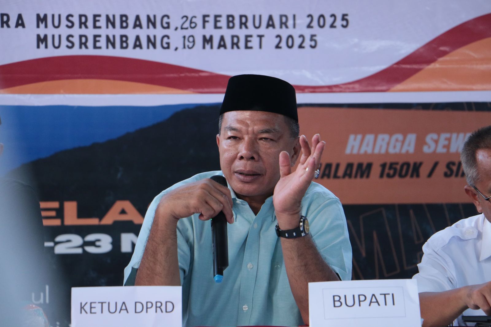 Bupati Bulukumba Andi Utta Saat Memberikan Sambutan Dalam Acara Musrenbang Kecamatan Bontobahari