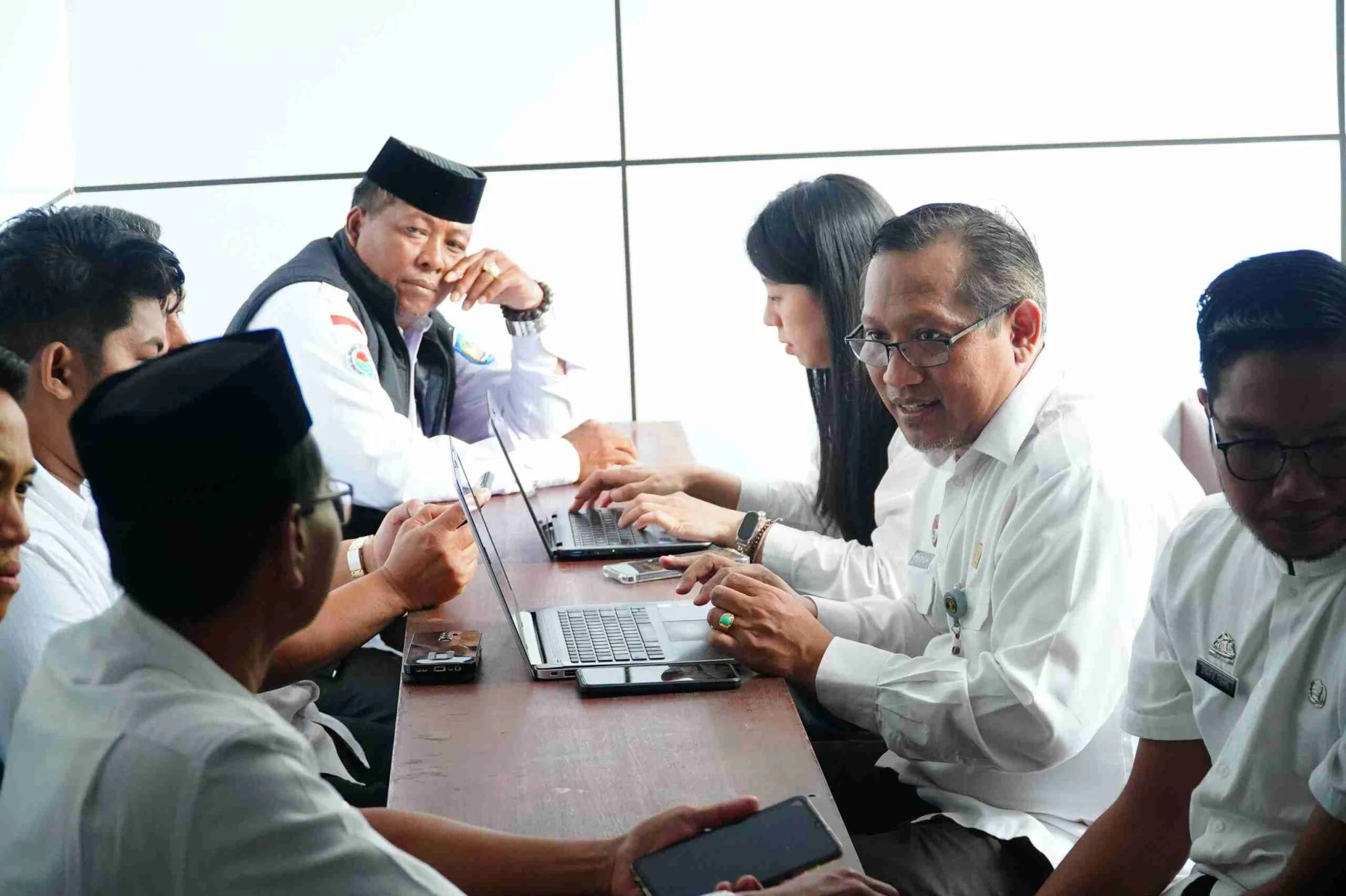 Kemenkum Sulsel Bimbing 22 Kades Gowa Registrasi Paralegal Justice Award 2025