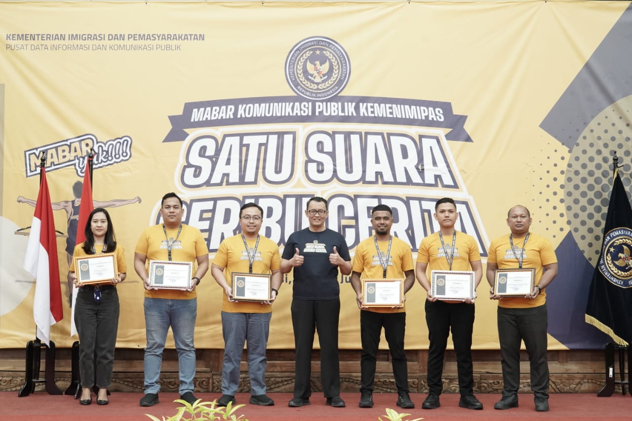 Kanwil Ditjen Imigrasi Sulsel Raih Penghargaan di Ajang MABAR Komunikasi Publik Kemenimipas 2025
